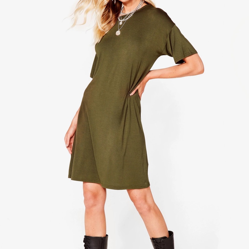 Loose Fit Midi T-Shirt Dress NWT NASTY GAL 🌵